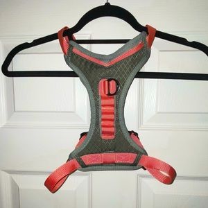 Medium Coral Kurgo Journey Harness